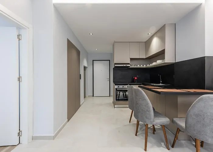 Sr Apartments Golem