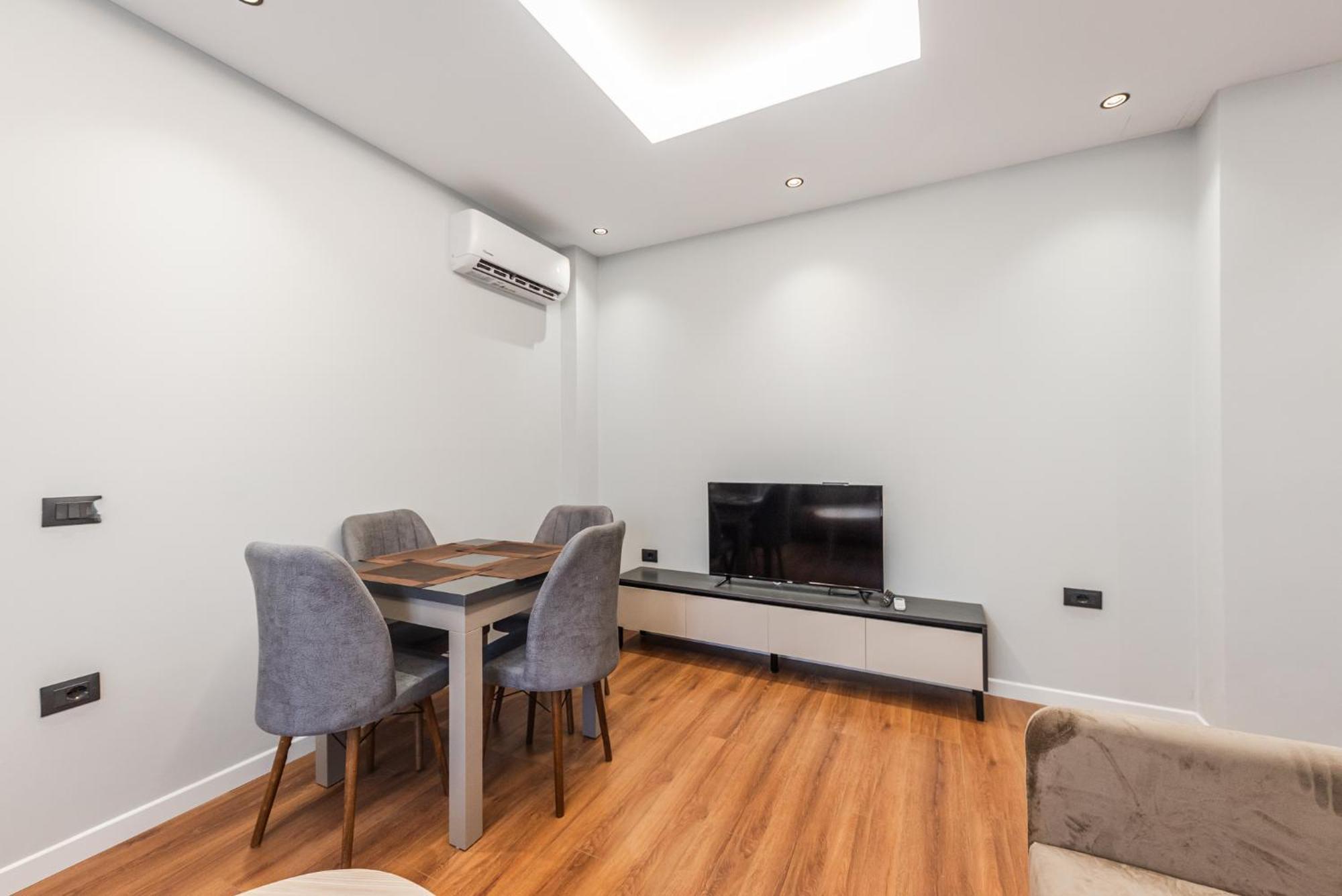 Apartment Sr Golem Golem (Tirana)