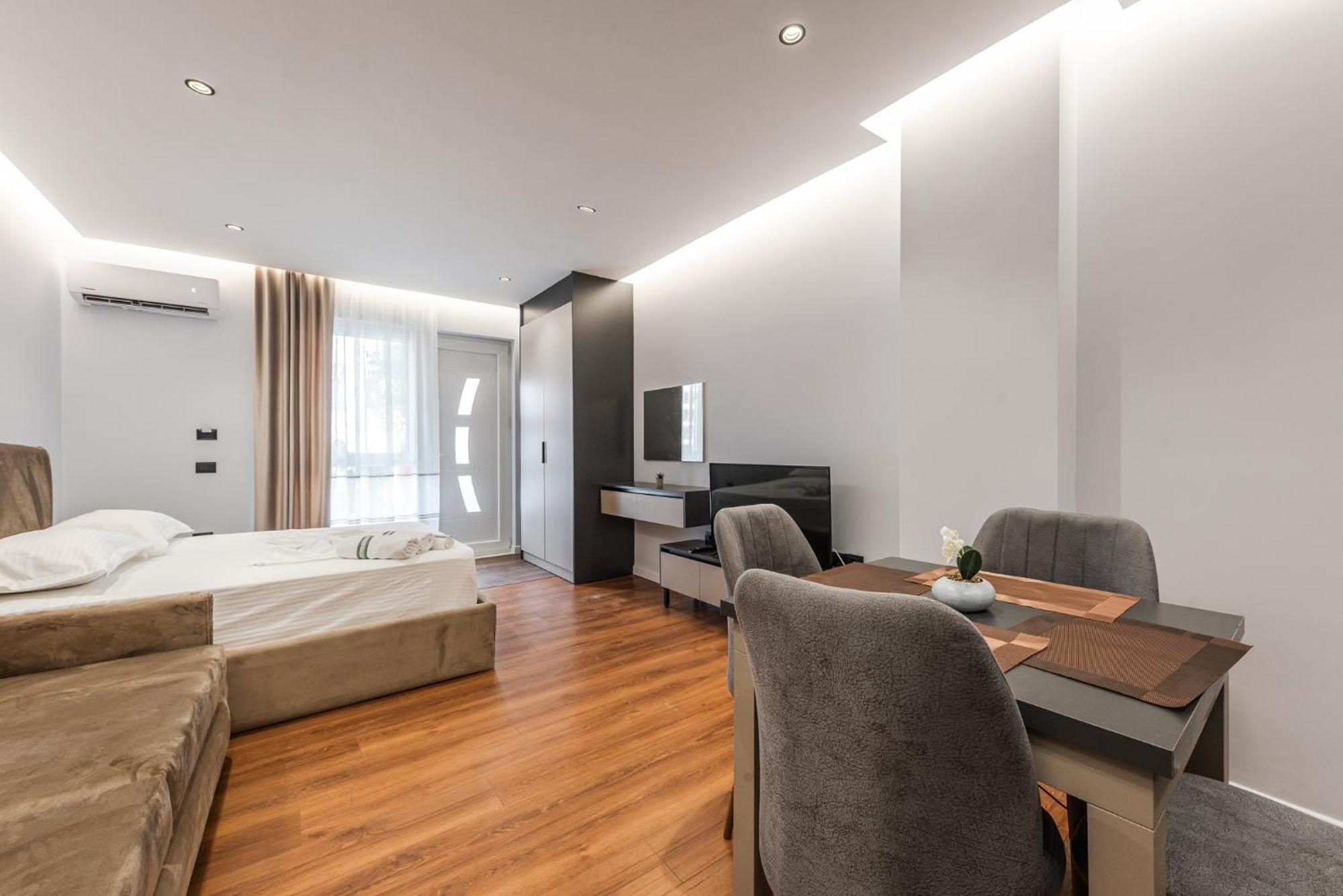 Apartment Sr Golem Golem (Tirana)